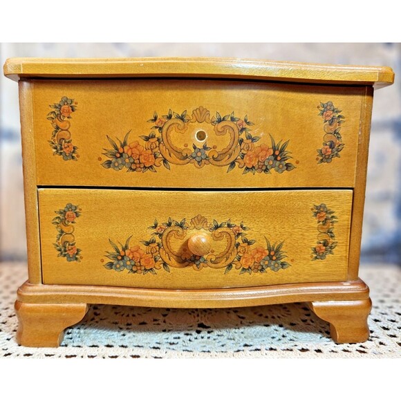Classic Treasures Oak Finish Jewelry Box w/ Mirror Floral Design (read) - Picture 1 of 11